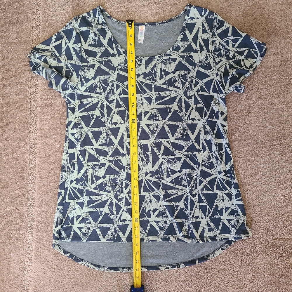 Lularoe Classic Navy & Gray Patterned Top XL - Picture 11 of 12